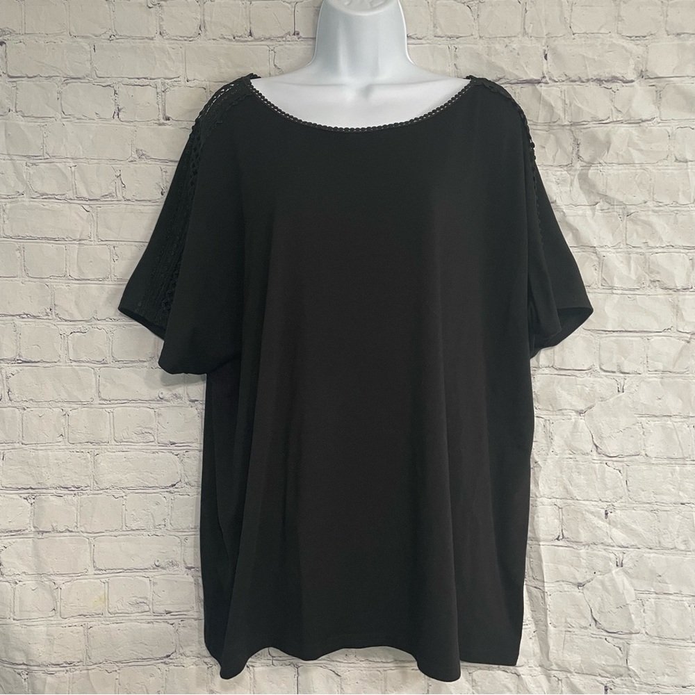 Black Peekaboo Shoulder Top 3XL